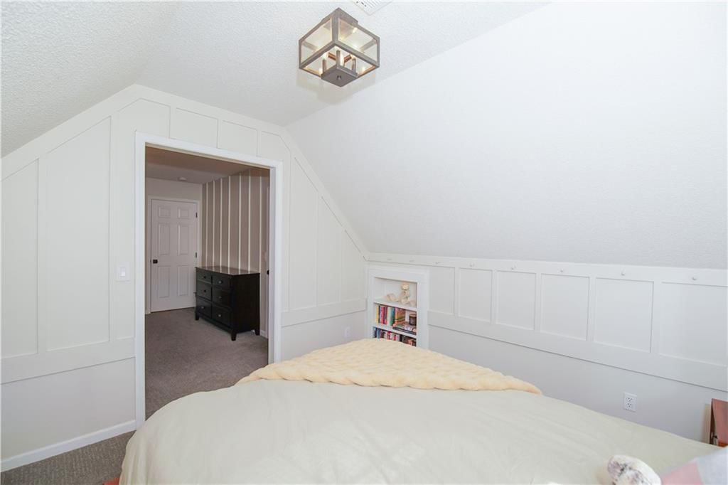 920 SW Blazing Star Drive — photo 29