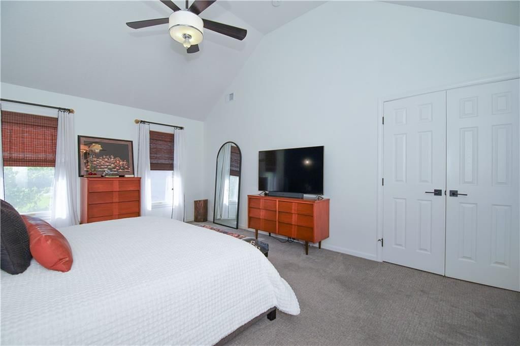 920 SW Blazing Star Drive — photo 31