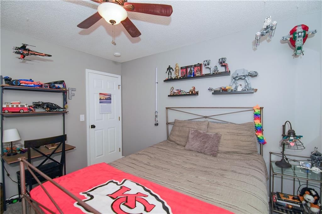 920 SW Blazing Star Drive — photo 36