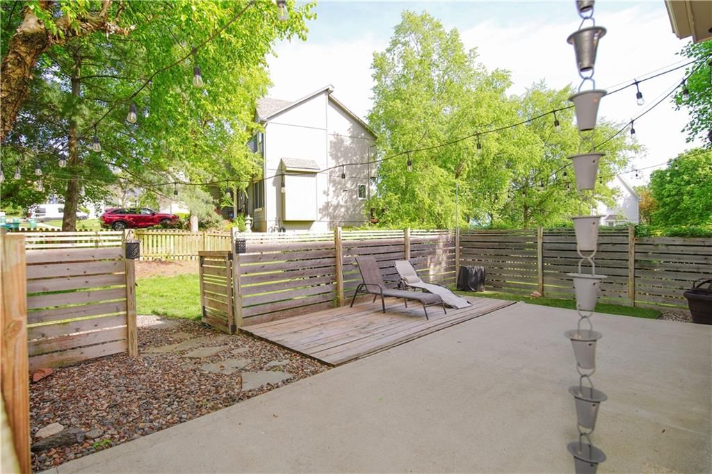 920 SW Blazing Star Drive — photo 44
