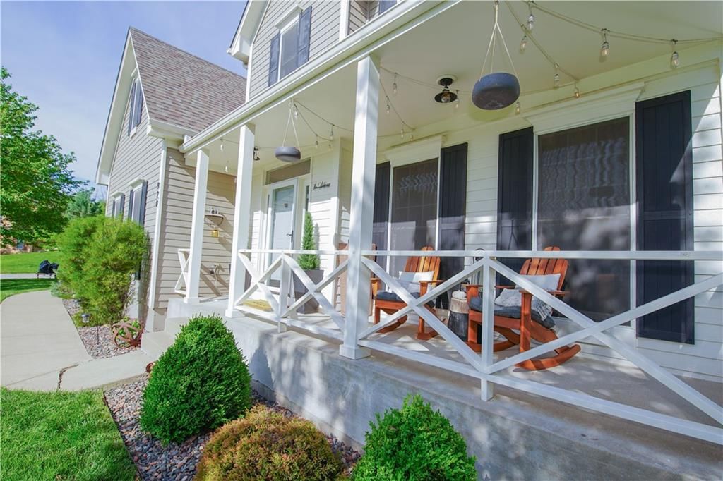 920 SW Blazing Star Drive — photo 45