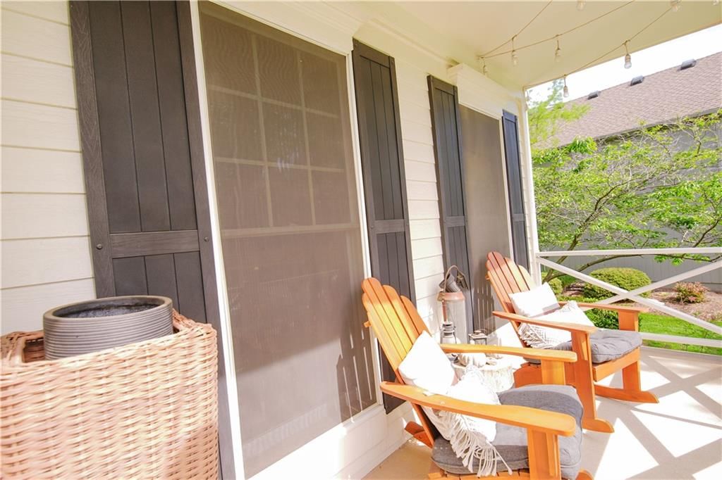 920 SW Blazing Star Drive — photo 49