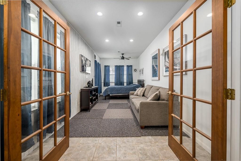 5300 Seminole Court — photo 13