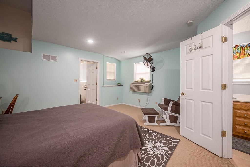 5300 Seminole Court — photo 25