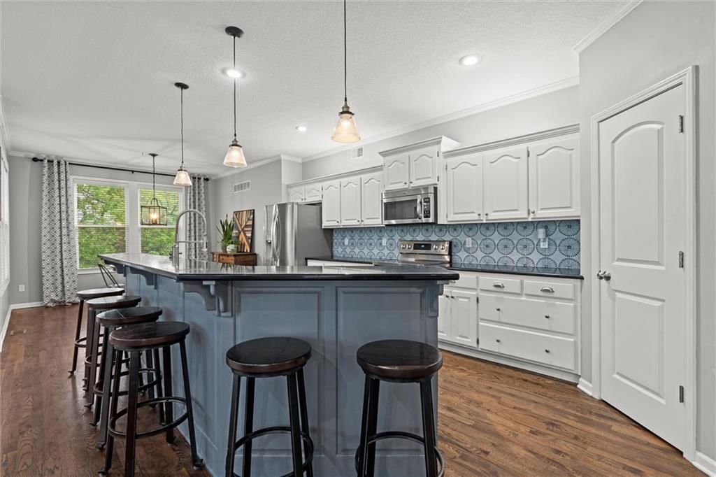 8385 Frederick Court — photo 9