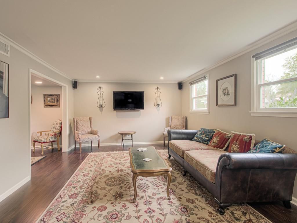 1004 Tam O Shanter Drive — photo 6