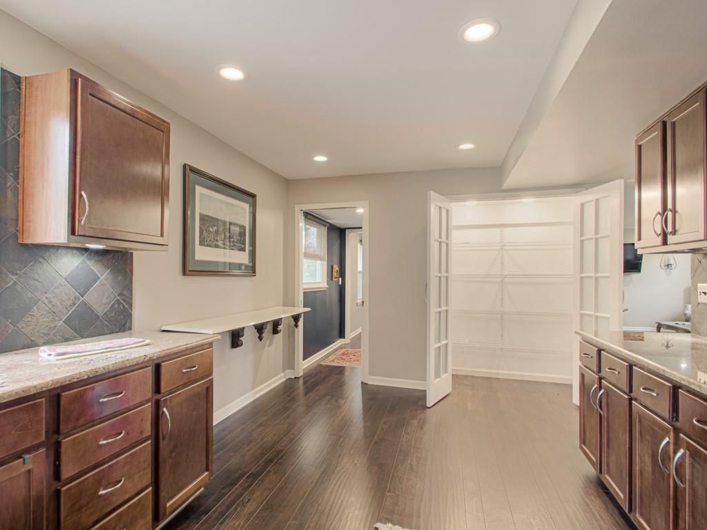 1004 Tam O Shanter Drive — photo 13