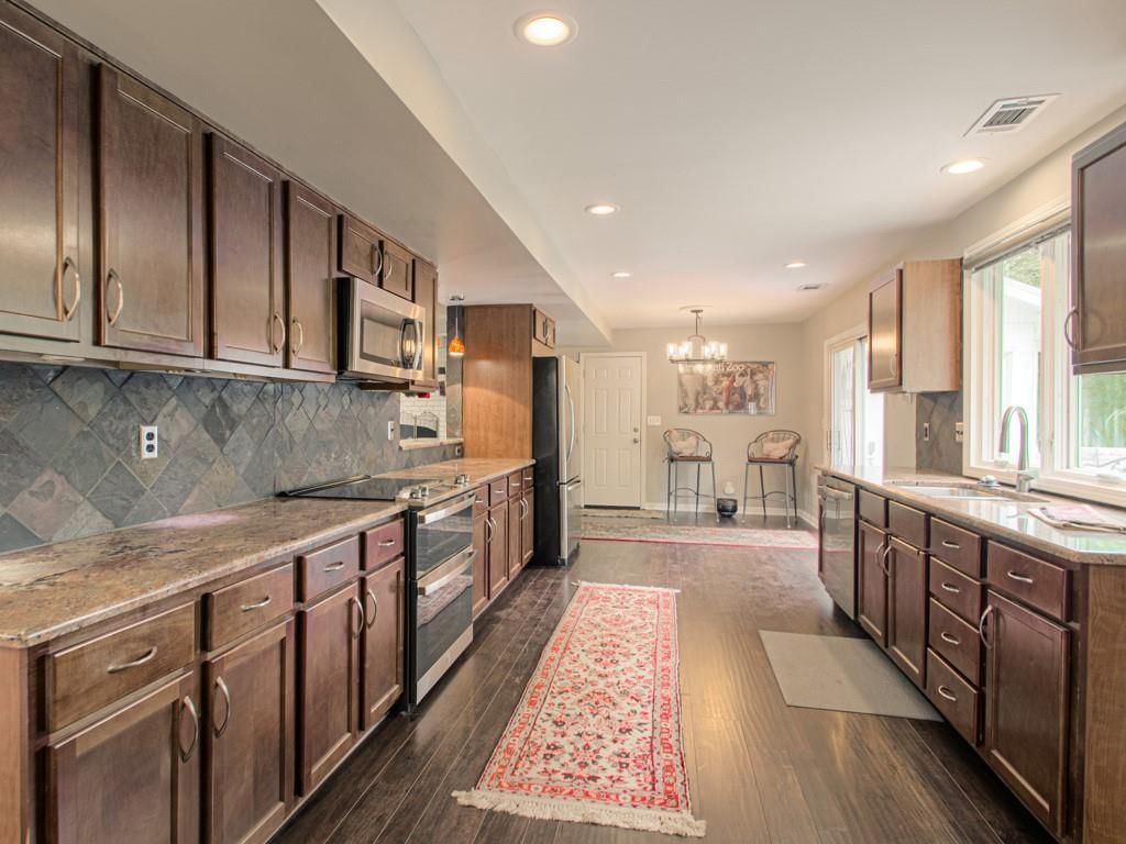 1004 Tam O Shanter Drive — photo 14