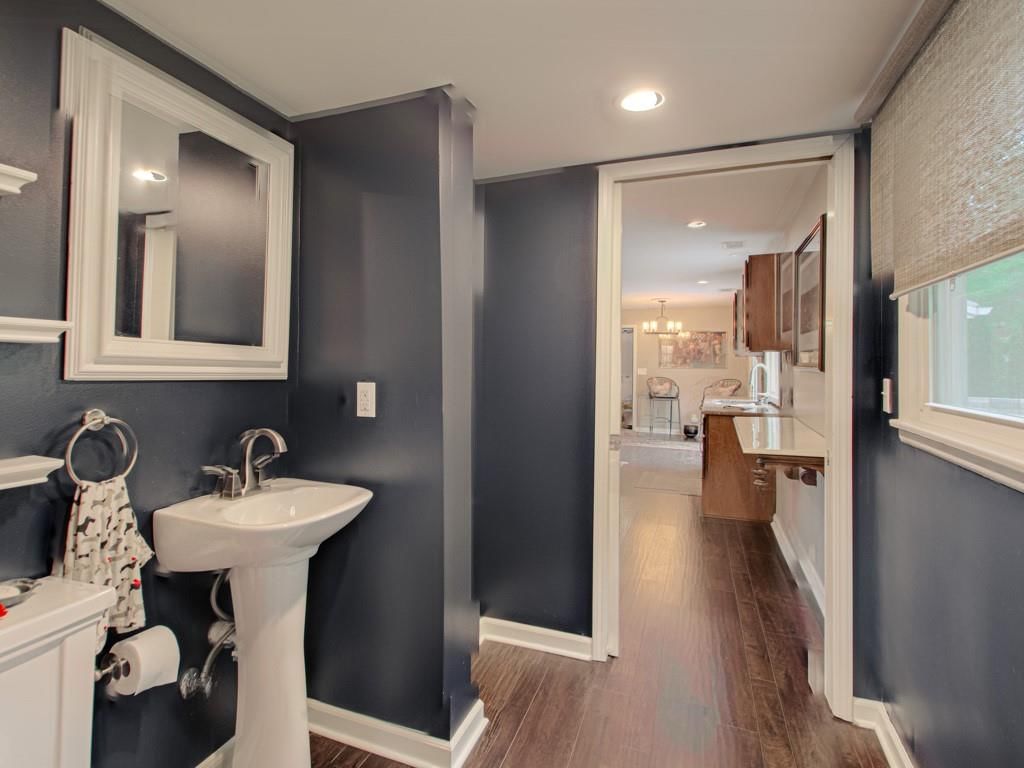 1004 Tam O Shanter Drive — photo 16