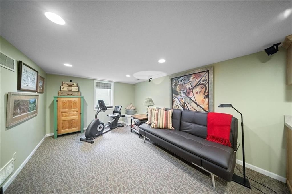3904 W 91st Street — photo 48