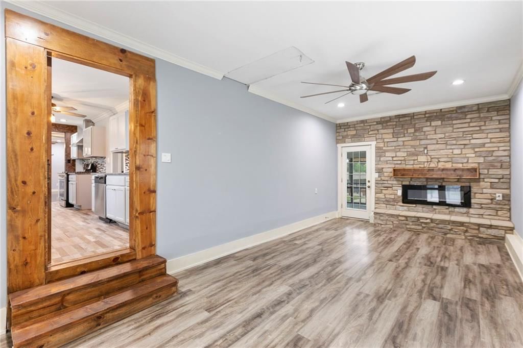 8111 Orville Avenue — photo 11