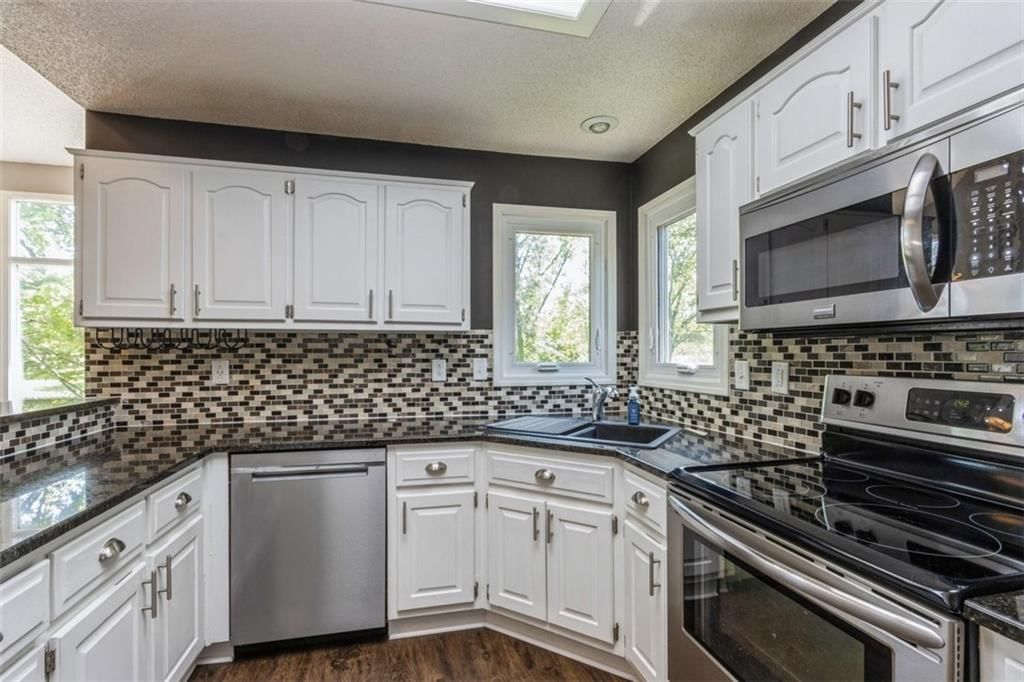 22503 W 64th Terrace — photo 8