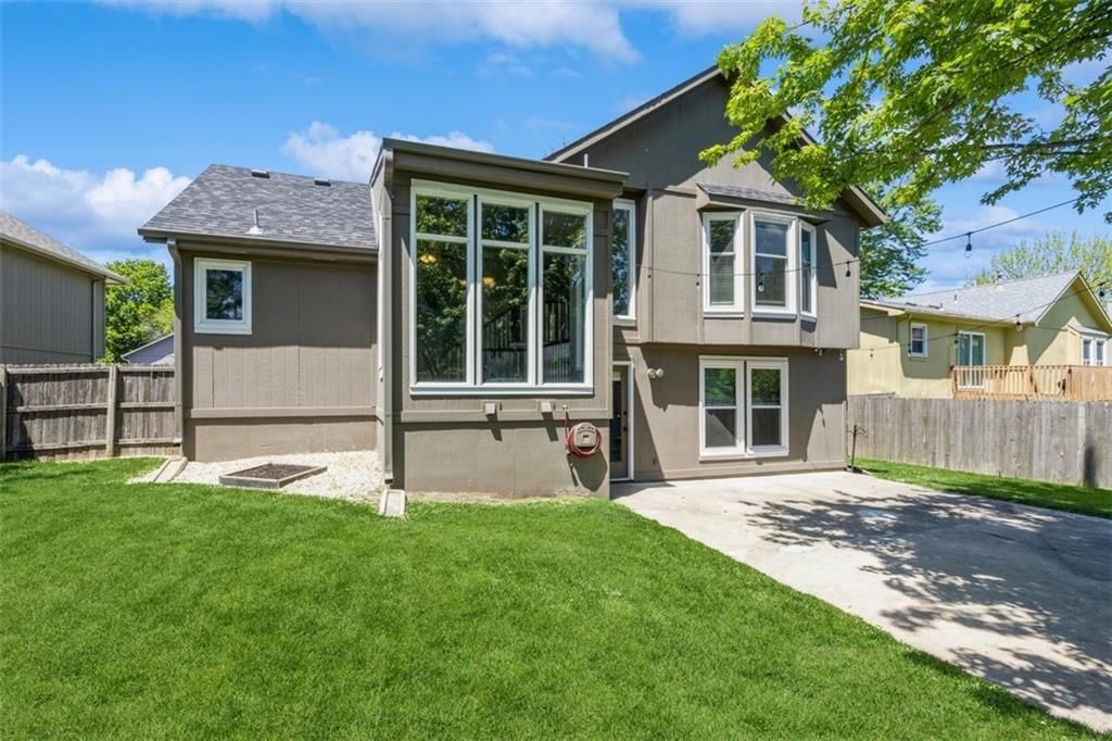 22503 W 64th Terrace — photo 21