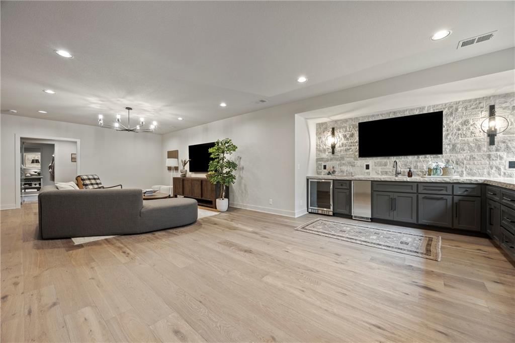 17008 Rosehill Street — photo 36
