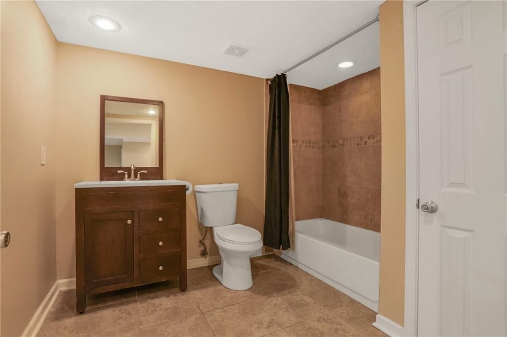 1209 N Old Mill Road — photo 26