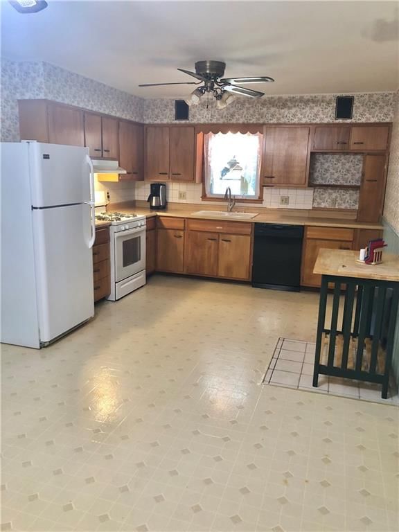 3305 S 33rd Terrace — photo 5