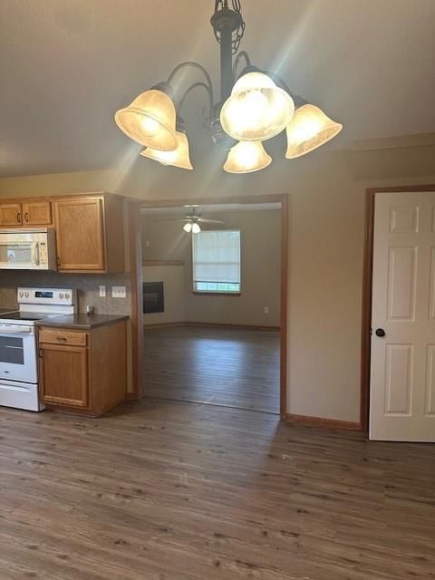 301 NE Coldwater Creek Road — photo 11