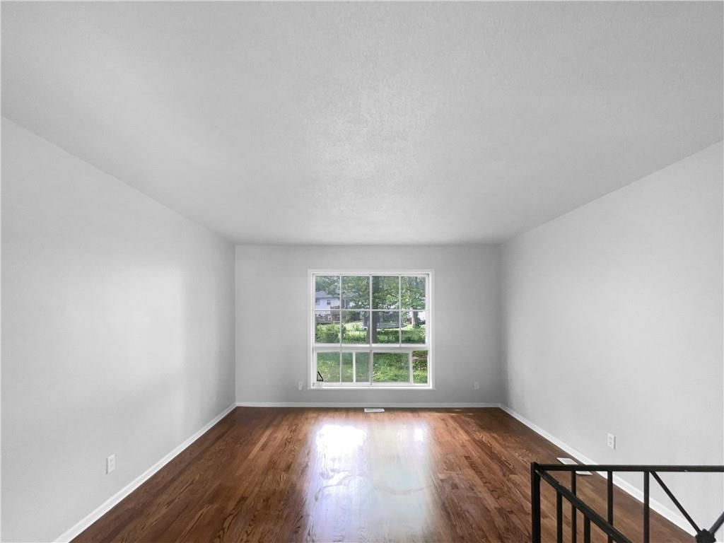 9624 Ditman Way — photo 3