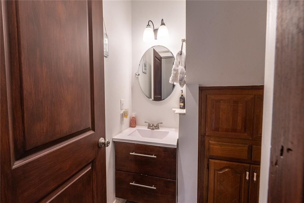 410 N 8th Street — photo 16