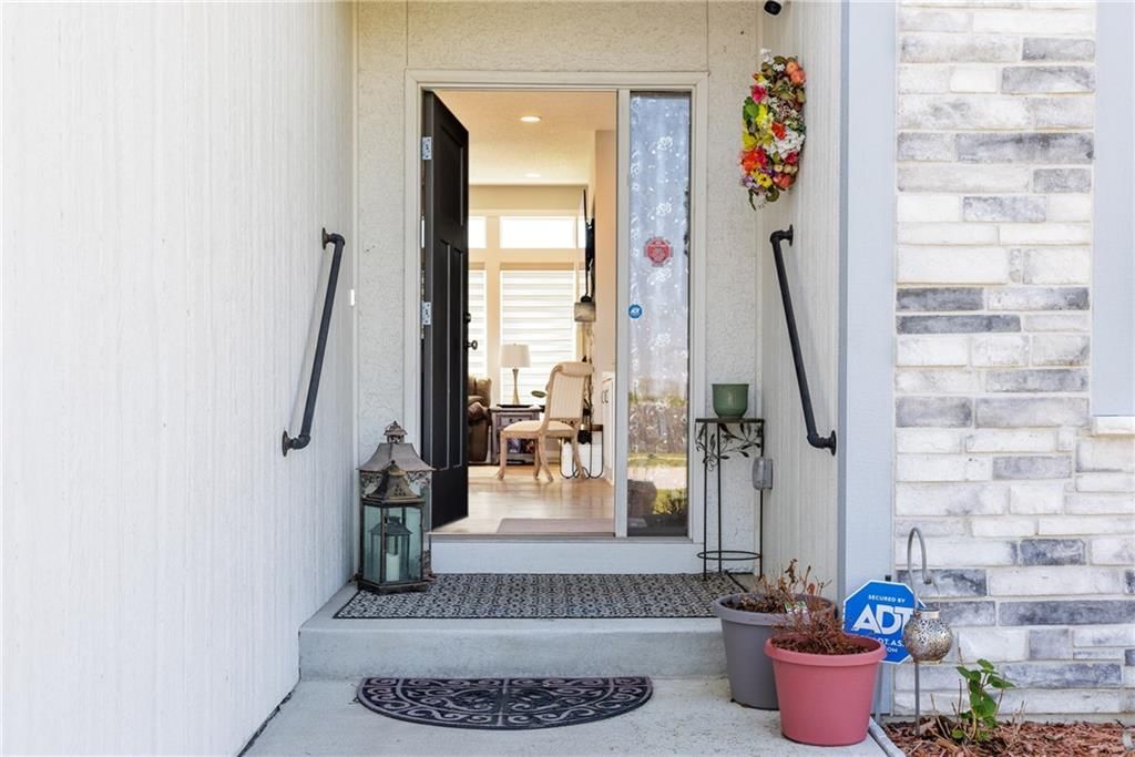15607 Lakeside Drive — photo 5
