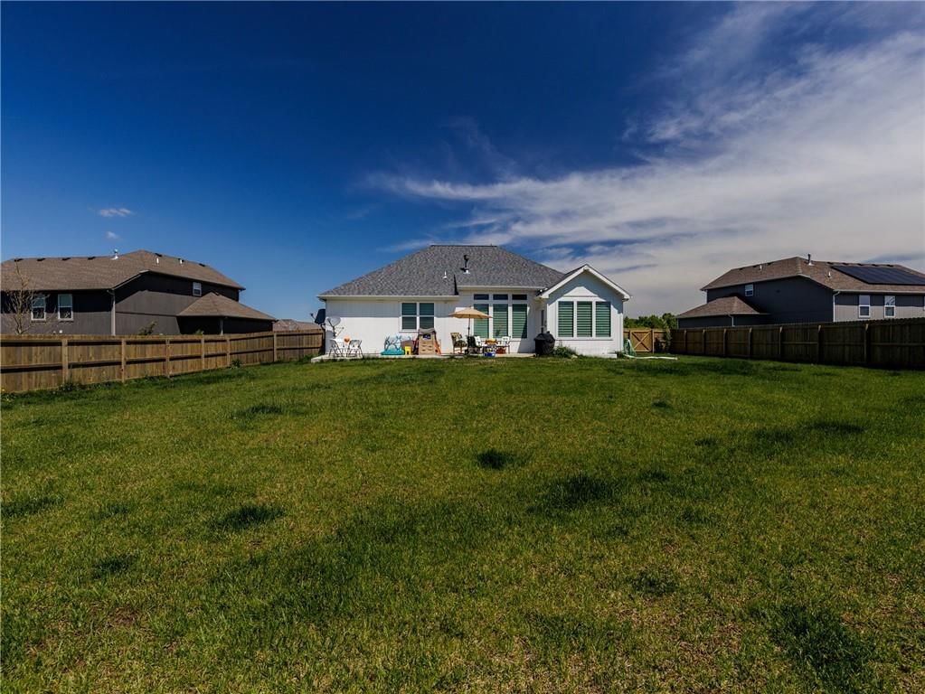 15607 Lakeside Drive — photo 20