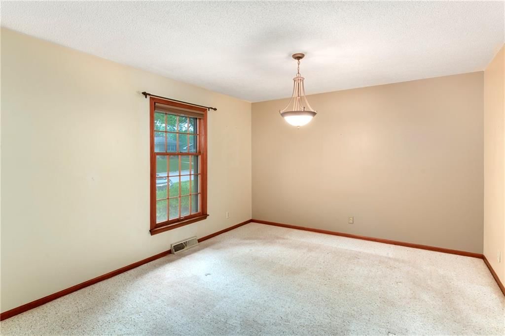 Photo 10 of 42 - 2217 Kingman Street