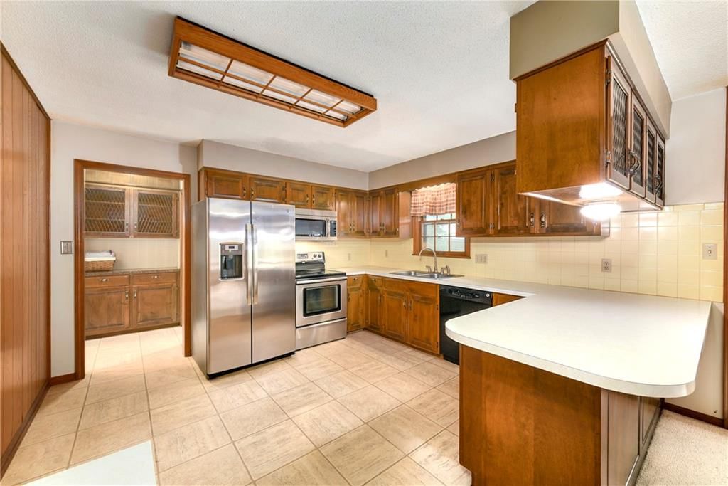 Photo 13 of 42 - 2217 Kingman Street