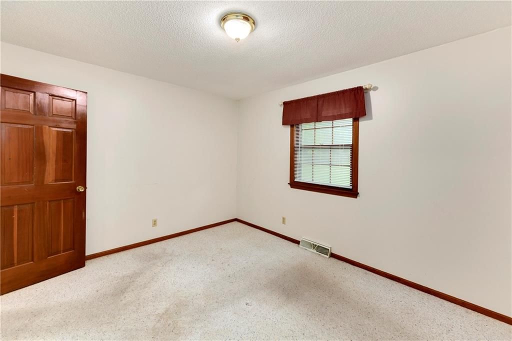 Photo 22 of 42 - 2217 Kingman Street