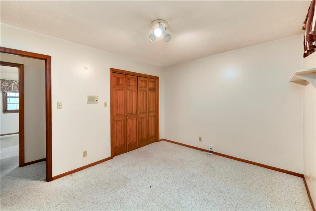 Photo 24 of 42 - 2217 Kingman Street