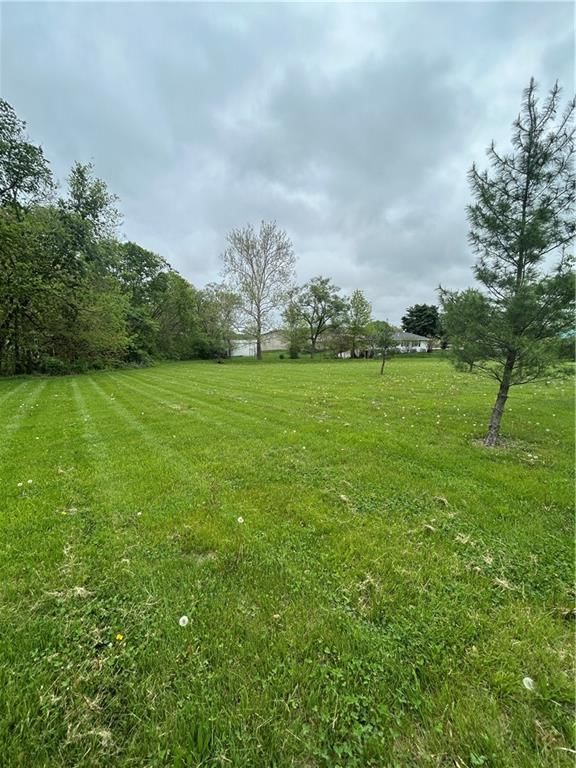 102 W Lawrence Street — photo 15