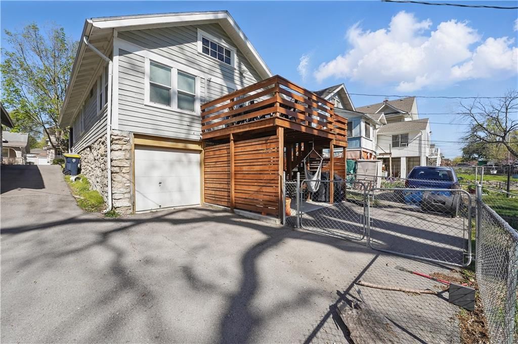 123 S Chelsea Avenue — photo 27