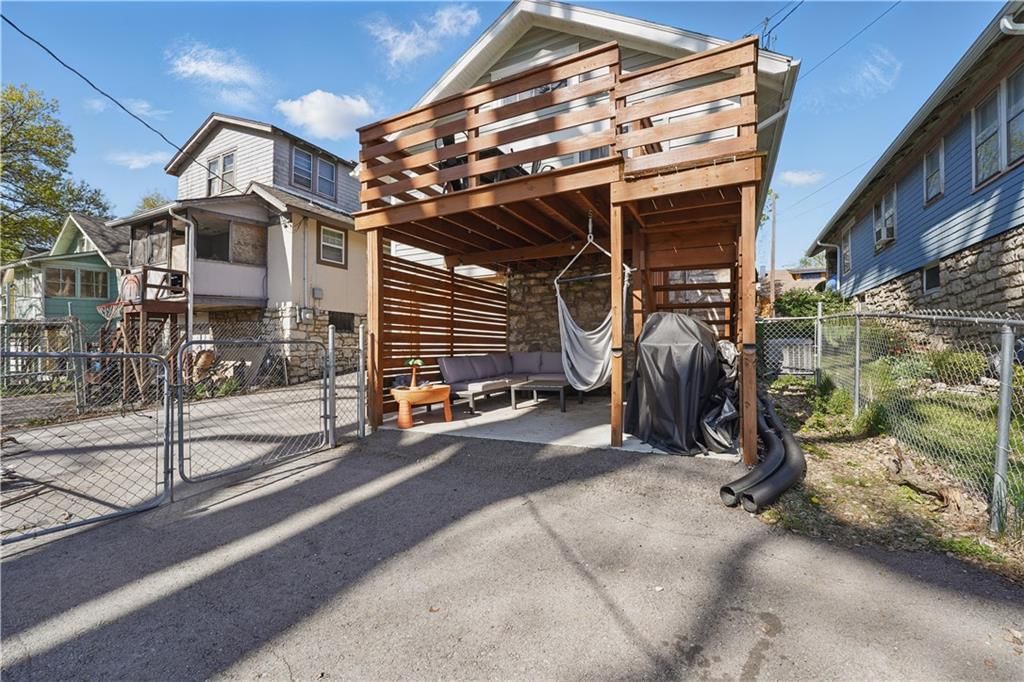 123 S Chelsea Avenue — photo 28