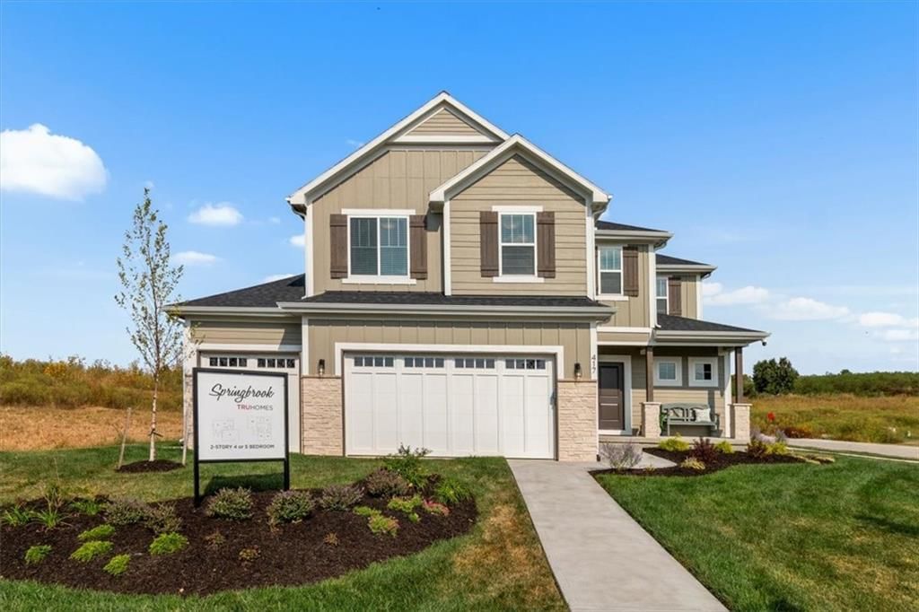 417 SE Maxwell Drive — photo 2