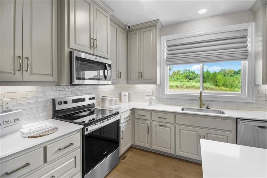 417 SE Maxwell Drive — photo 14