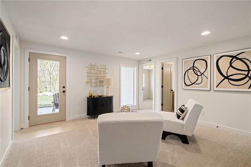 704 SE 21st Street — photo 42