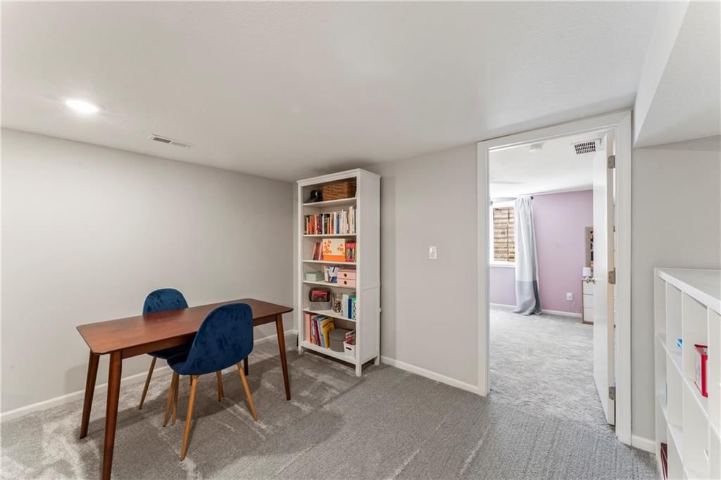9508 Grandview Street — photo 29