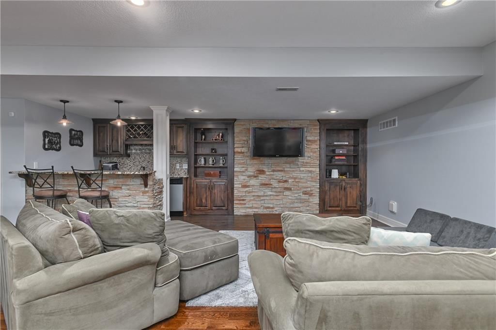 6195 N White Oak Drive — photo 41
