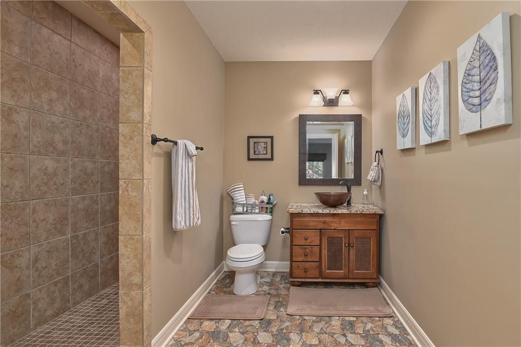 6195 N White Oak Drive — photo 46