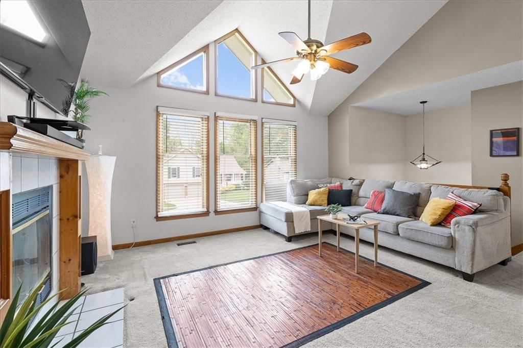 Photo 7 of 26 - 4209 NW 65th Street