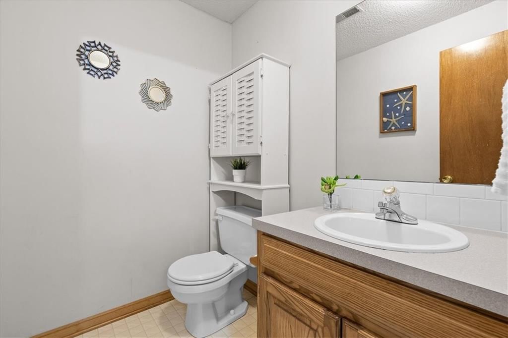 Photo 21 of 26 - 4209 NW 65th Street