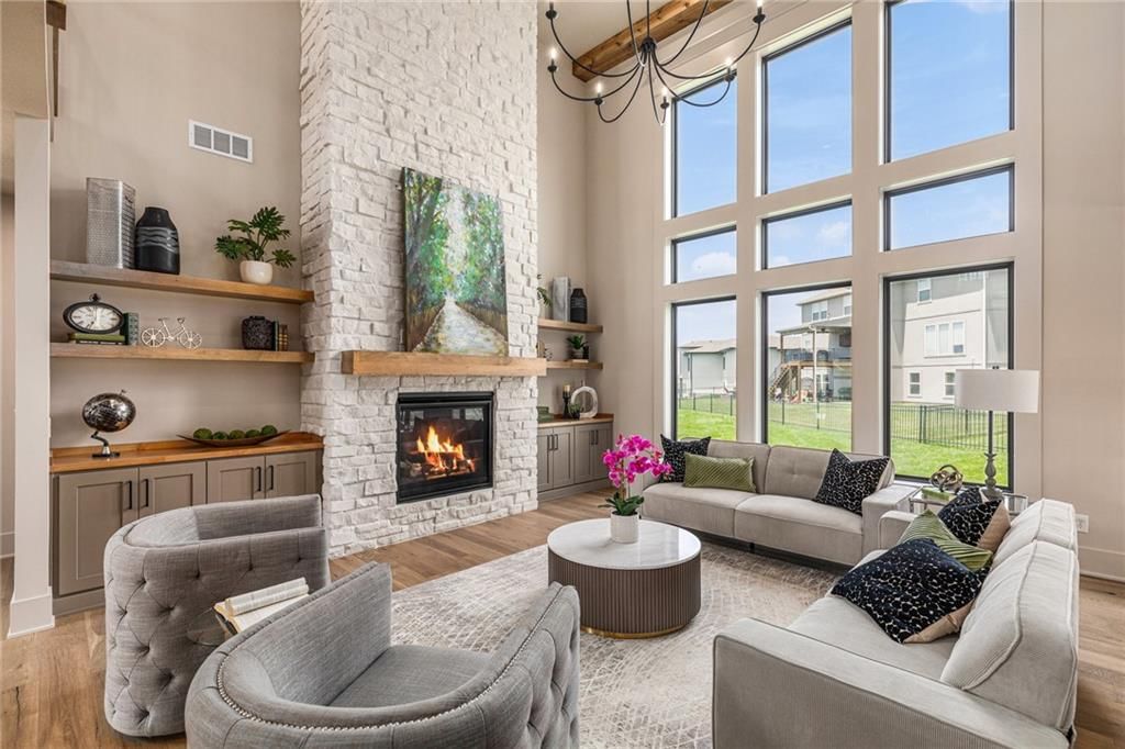 2314 SW Serena Place, Lee's Summit, MO