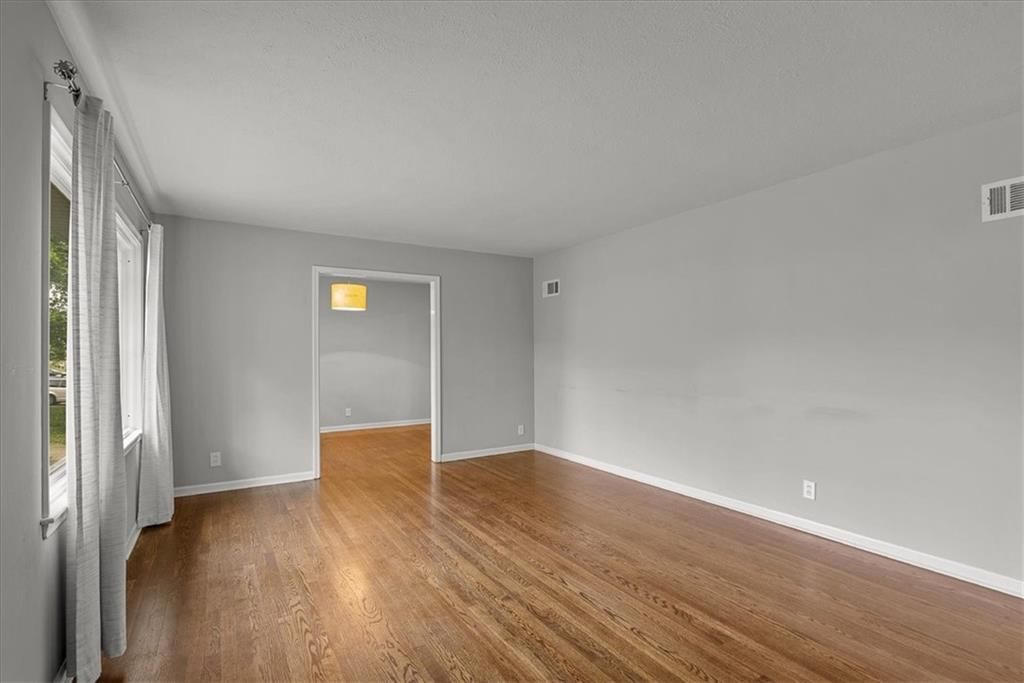 8709 E 79th Street — photo 4