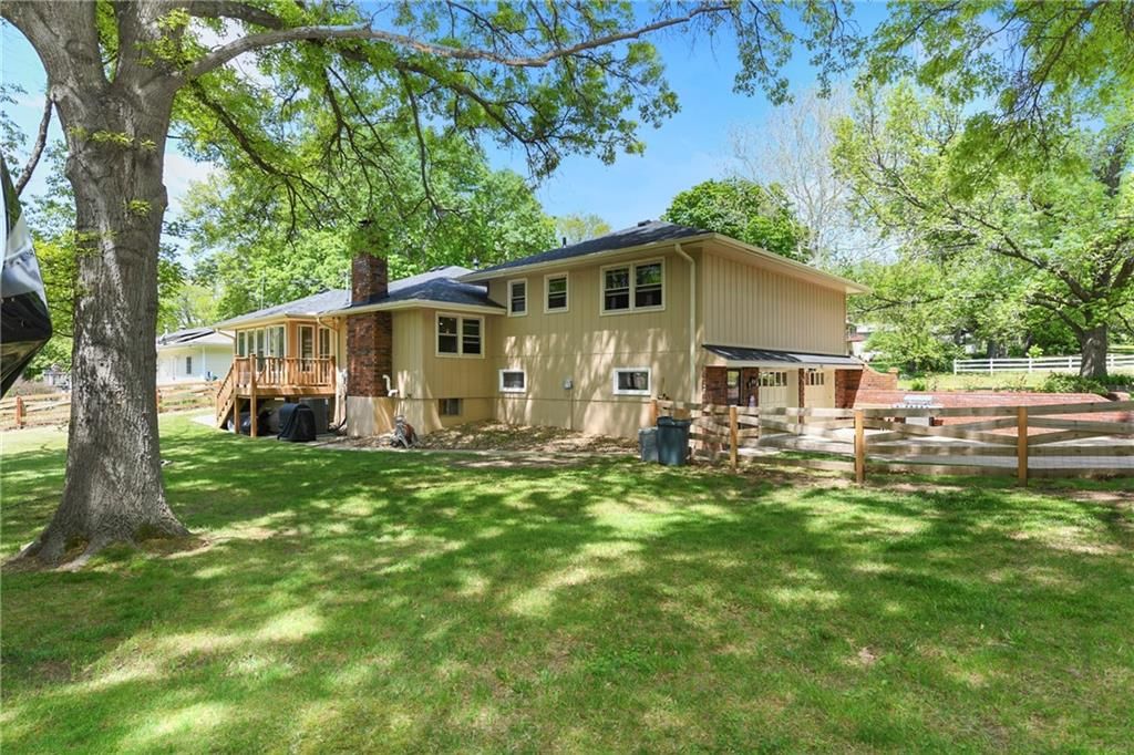 1303 Vilas Street — photo 43