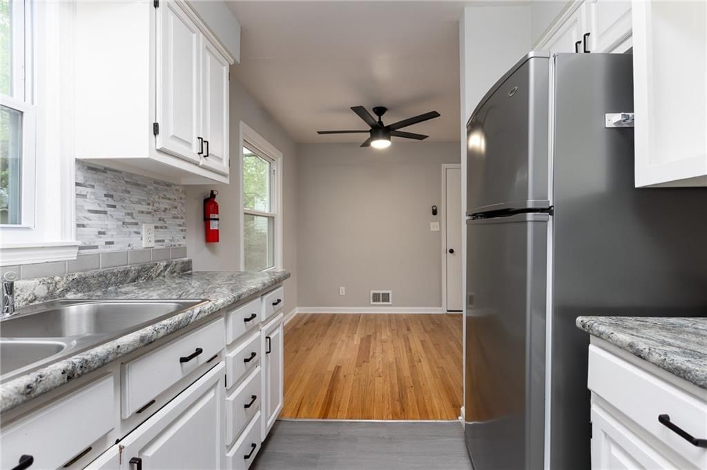 7105 NW 9 Highway — photo 12