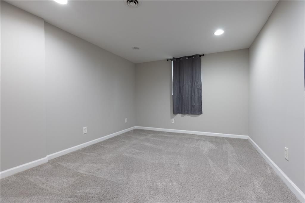 7105 NW 9 Highway — photo 25