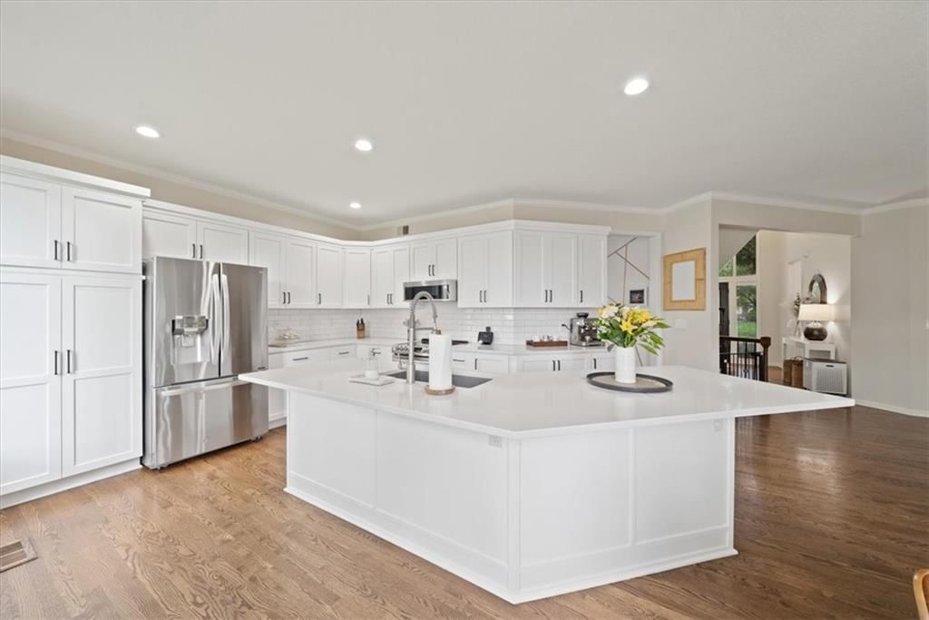 8906 W 149th Street — photo 9