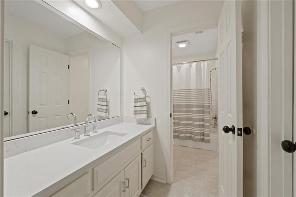 8906 W 149th Street — photo 19