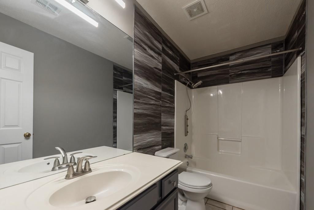 6512 N FISK Court — photo 18