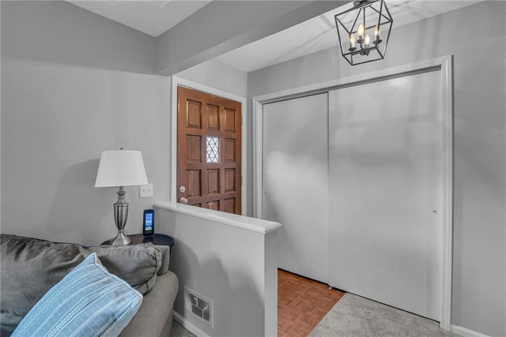 10216 Nall Avenue — photo 2