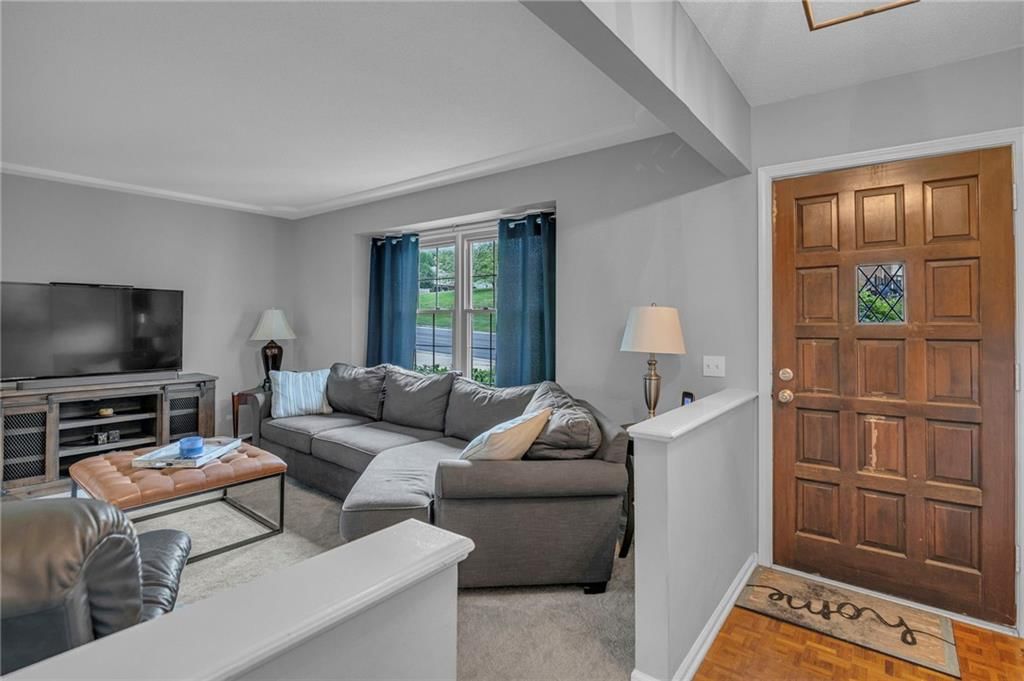 10216 Nall Avenue — photo 3